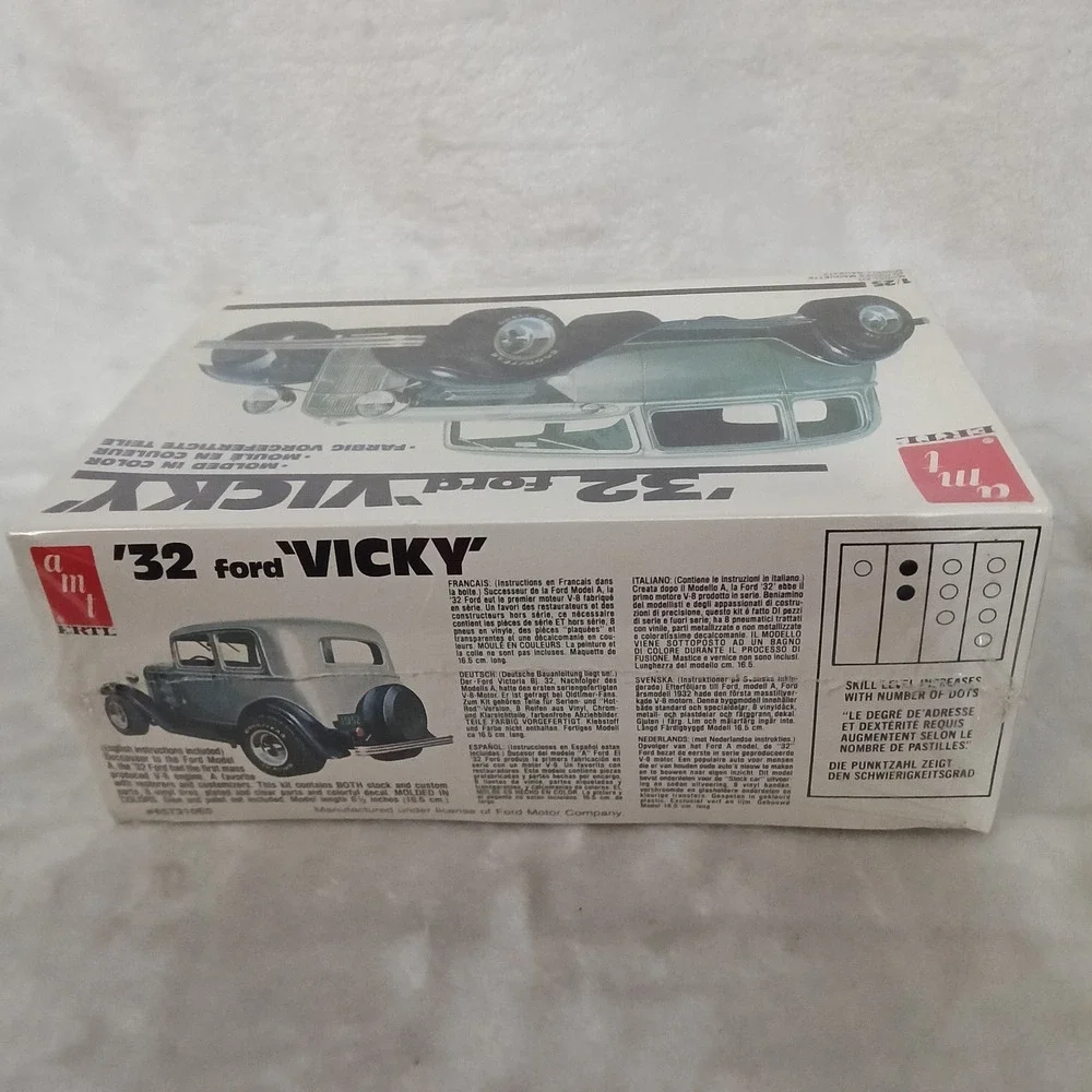 AMT Ertl amt ertl